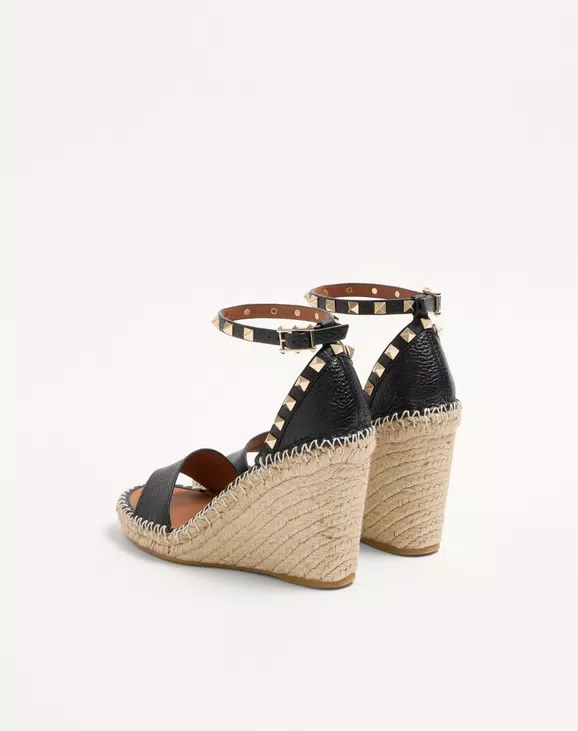 Valentino Double Rockstud Grainy Calfskin Wedge Sandal 105 Mm - Image 4